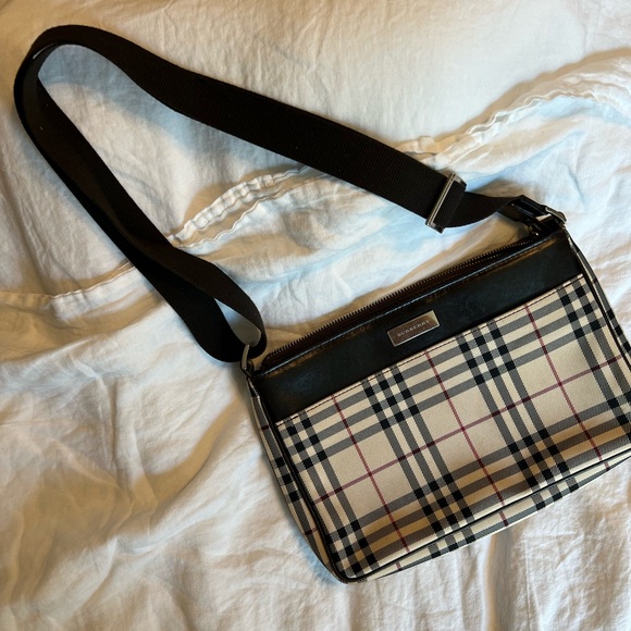 Burberry Zip Crossbody - Picture 1 of 16
